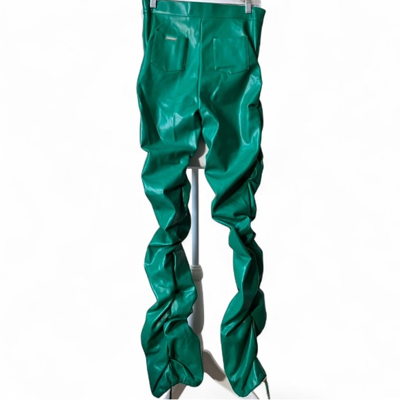 Maniere De Voir Vibrant Emerald Green Tacked Vegan Leather Flared Trousers US 6 - Picture 5 of 15